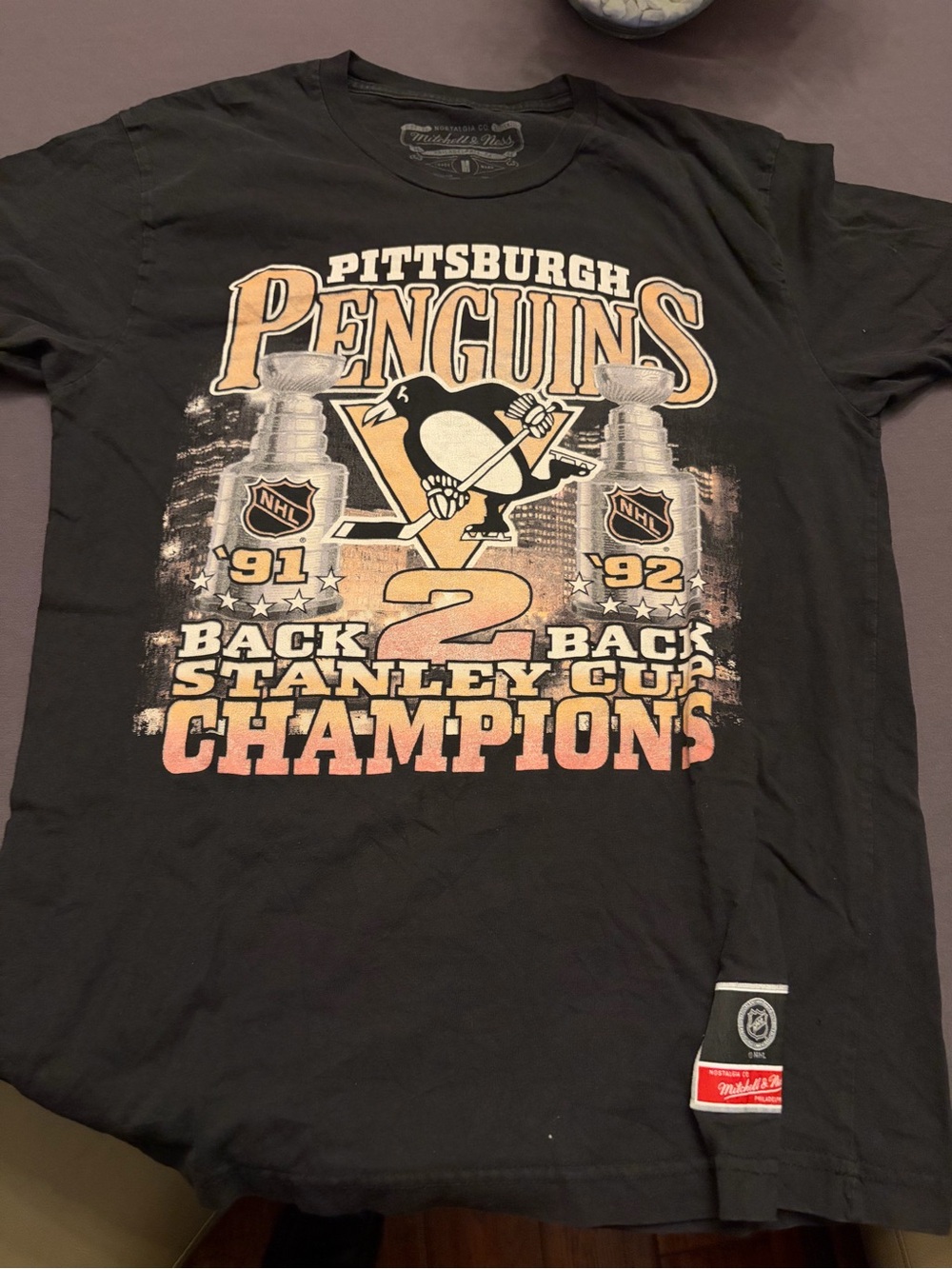 Vtg NHL Pittsburgh Penguins Stanley Cup champions shirt Mitchell & ness medium
